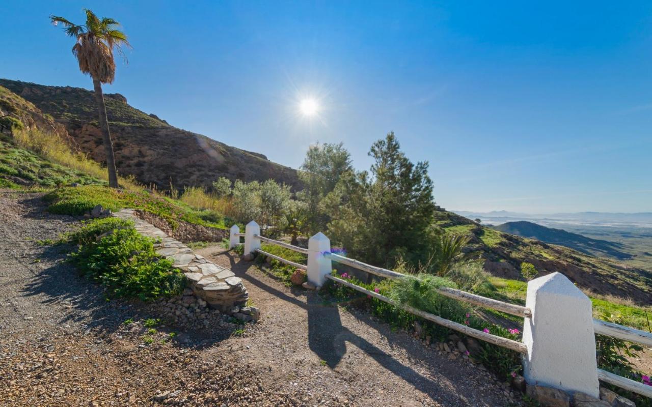 Cortijo El Albaricoque De La Sierra - Finca De 75 Hectareas ! Нихар Экстерьер фото